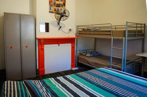 Haus Accommodation - Accommodation Cooktown 12