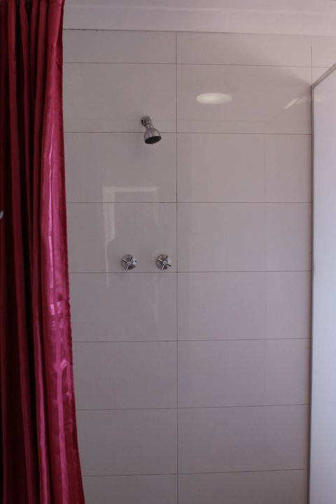 Haus Accommodation - Accommodation Cooktown 9