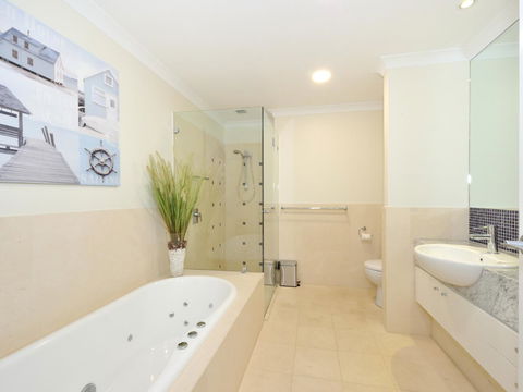 Nautilus By Rockingham Apartments - Accommodation Cooktown 6