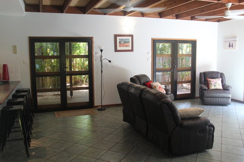 Beach House On Fox - Accommodation Cooktown 14