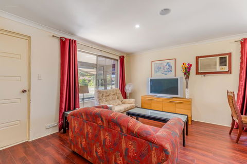 Brilliant, Neat, Convenient, Family-friendly House - Accommodation Cooktown 1