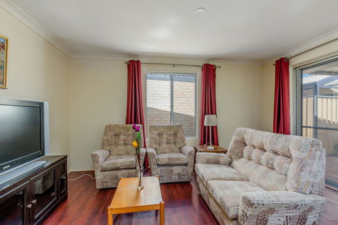 Brilliant, Neat, Convenient, Family-friendly House - Accommodation Cooktown 6