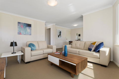 Como South Perth Villa - Accommodation Cooktown 7