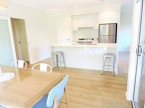 Contemporary Cove - Quindalup - Accommodation Cooktown 6