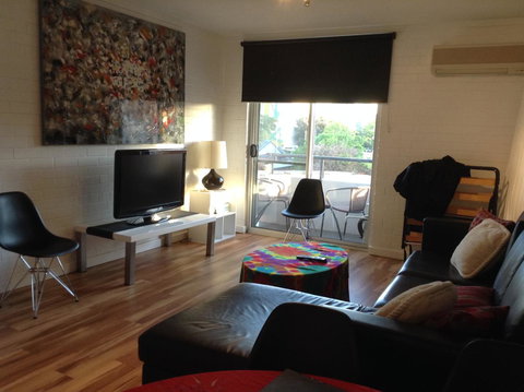 Location Location Vacation - Accommodation Cooktown 23
