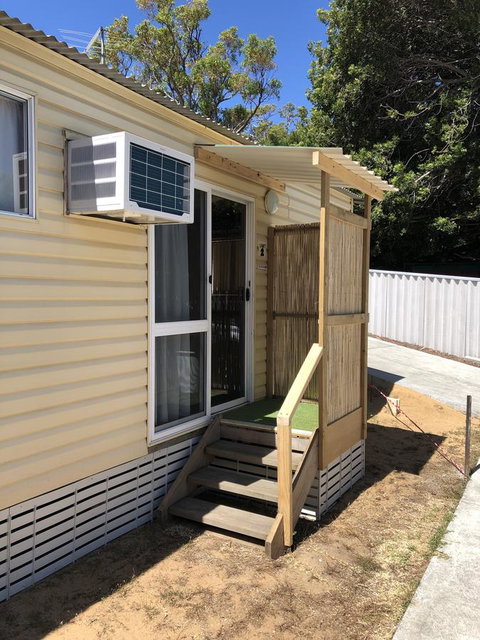 The Aurelian Cabin - Accommodation Cooktown 2