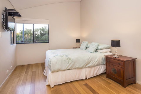 12/26 Yallingup Beach Road - Accommodation Cooktown 4