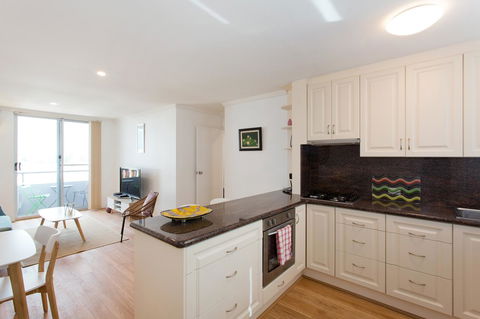 Ocean Breeze Apartment - Accommodation Cooktown 13