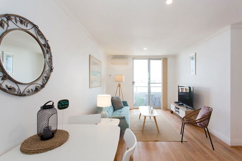 Ocean Breeze Apartment - Accommodation Cooktown 12