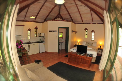 Waterfall Cottages - Accommodation Cooktown 20