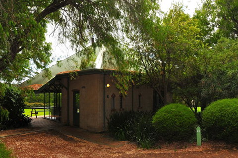 Waterfall Cottages - Accommodation Cooktown 19