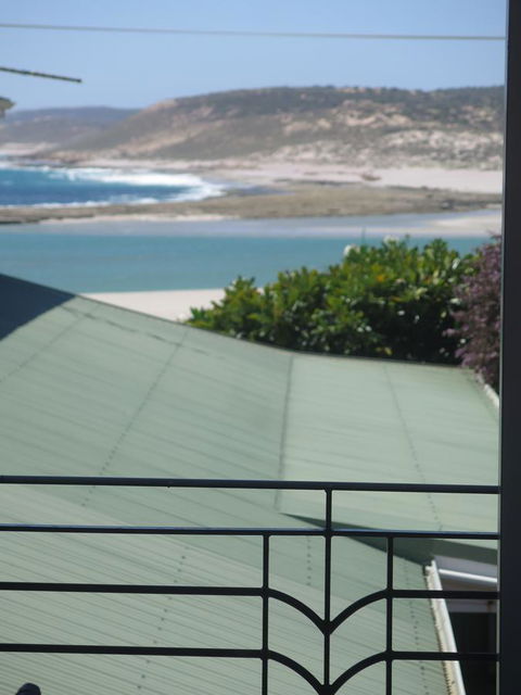 Kalbarri Riverfront Unit - Accommodation Cooktown 5