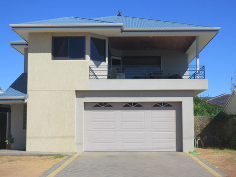 Kalbarri Riverfront Unit - Accommodation Cooktown 3
