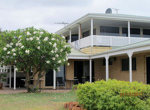Kalbarri Riverfront Unit - Accommodation Cooktown 2