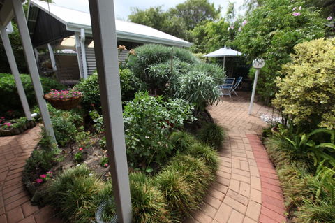Jacaranda Guest House - Accommodation Cooktown 26