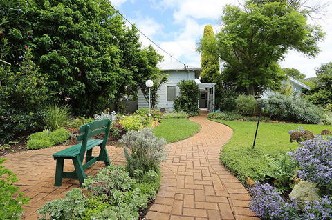 Jacaranda Guest House - Accommodation Cooktown 38