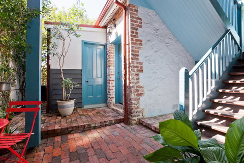 Apartment Faro - Accommodation Cooktown 1