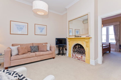 Apartment Faro - Accommodation Cooktown 2