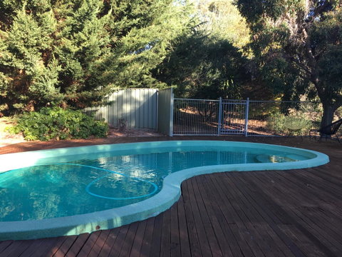 Historic Oakhill House Entire Estate - Accommodation Cooktown 4