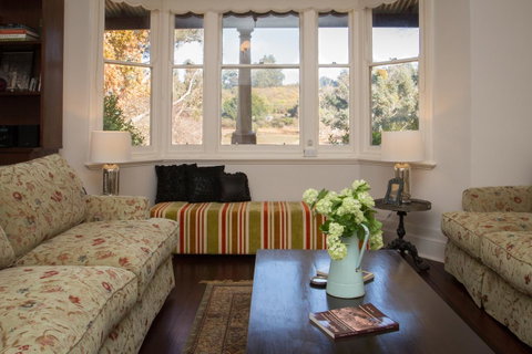 Historic Oakhill House Entire Estate - Accommodation Cooktown 5