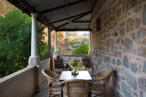 Historic Oakhill House Entire Estate - Accommodation Cooktown 12