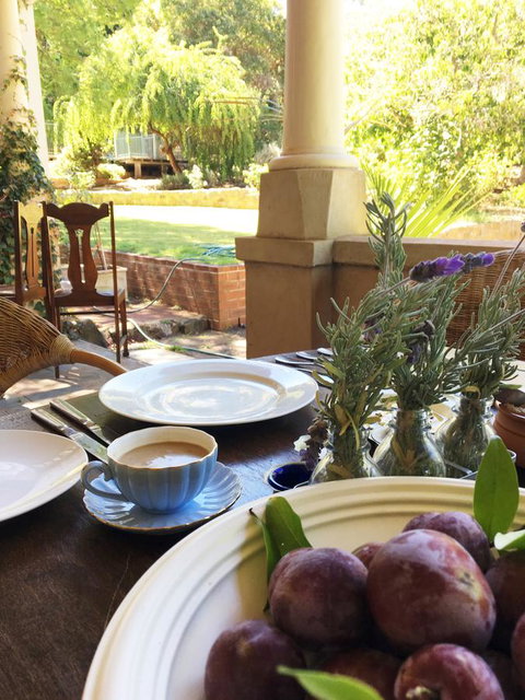 Historic Oakhill House Entire Estate - Accommodation Cooktown 17