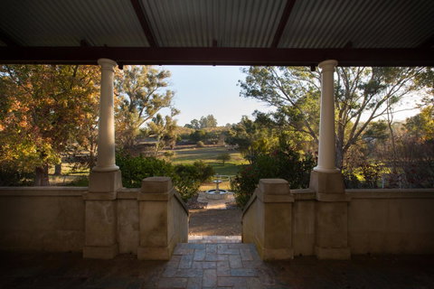 Historic Oakhill House Entire Estate - Accommodation Cooktown 2