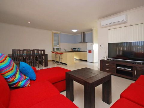 Seas The Day - Jurien Bay - Accommodation Cooktown 25