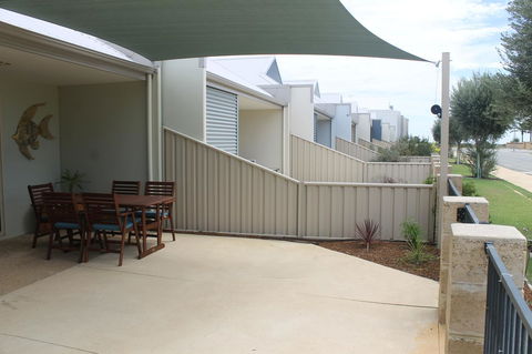 Seas The Day - Jurien Bay - Accommodation Cooktown 6