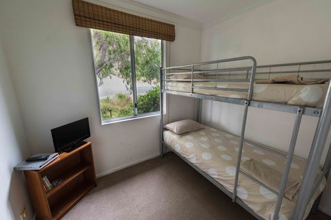 Peppy Beach Ocean Views - Accommodation Cooktown 13