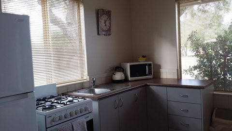 Chalets On Frenchman - Accommodation Cooktown 4