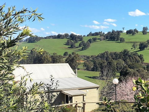 Balingup Highview Chalets - Accommodation Cooktown 37