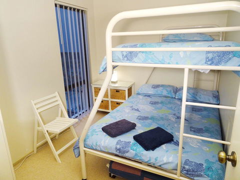 Scarborough & Absolutely Beachfront - Accommodation Cooktown 14