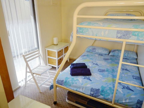 Scarborough & Absolutely Beachfront - Accommodation Cooktown 16