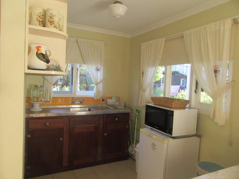 Di's Cabin In Dwellingup - Accommodation Cooktown 18