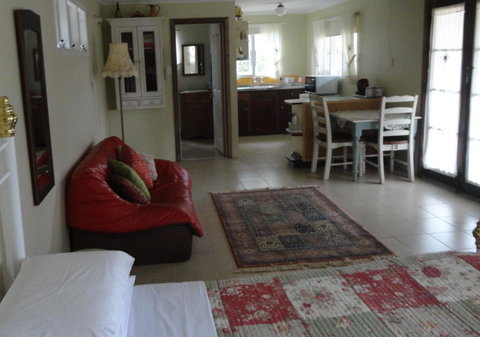 Di's Cabin In Dwellingup - Accommodation Cooktown 17