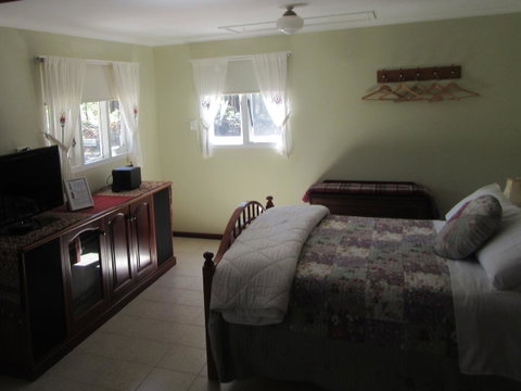Di's Cabin In Dwellingup - Accommodation Cooktown 10