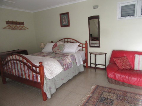 Di's Cabin In Dwellingup - Accommodation Cooktown 9