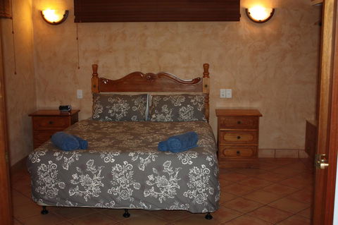 Apartments At Blue Seas Resort - Accommodation Cooktown 3