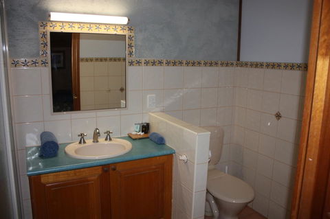 Apartments At Blue Seas Resort - Accommodation Cooktown 7