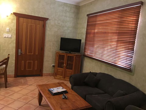 Apartments At Blue Seas Resort - Accommodation Cooktown 2