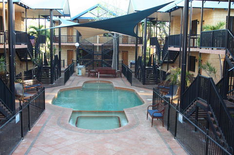 Apartments At Blue Seas Resort - Accommodation Cooktown 21