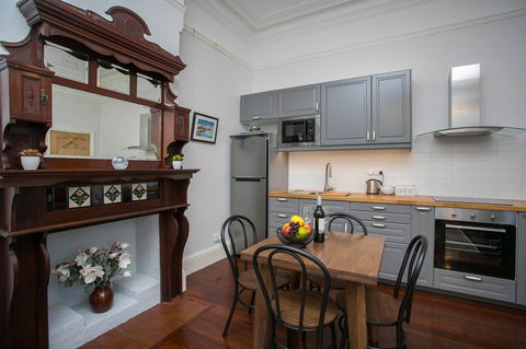 Danum House - Accommodation Cooktown 2