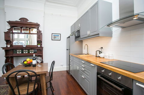 Danum House - Accommodation Cooktown 1