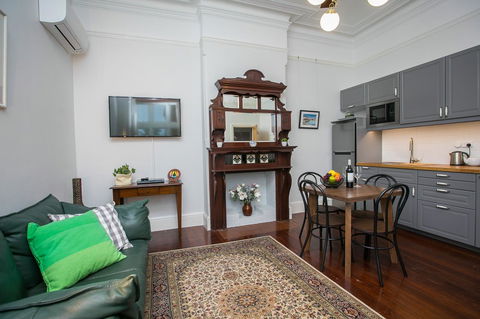 Danum House - Accommodation Cooktown 3