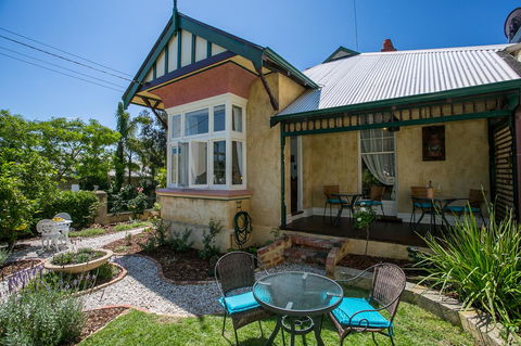 Danum House - Accommodation Cooktown 15