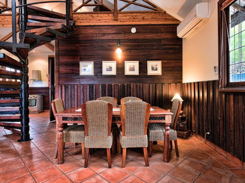 Oak Tree Barn Bridgetown - Accommodation Cooktown 4