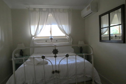 Bentwood Olive Grove Accommodation - Accommodation Cooktown 6