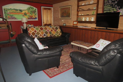 Bentwood Olive Grove Accommodation - Accommodation Cooktown 4