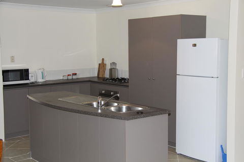 Byford House On The Scarp - Accommodation Cooktown 2